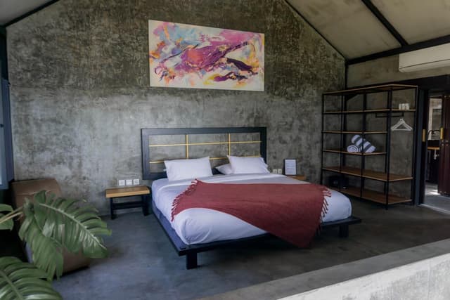 One-Bedroom Villa