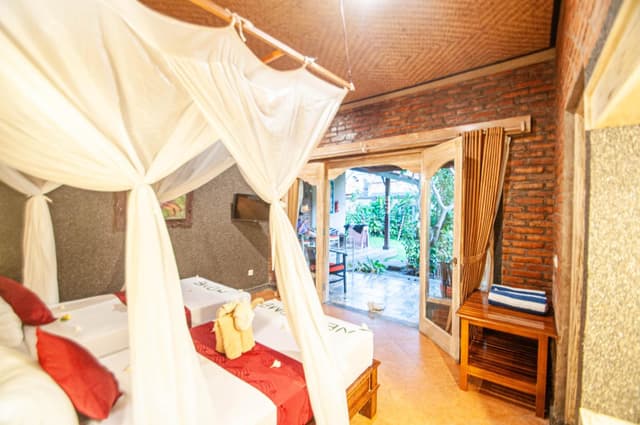Deluxe Double or Twin Room with Garden View