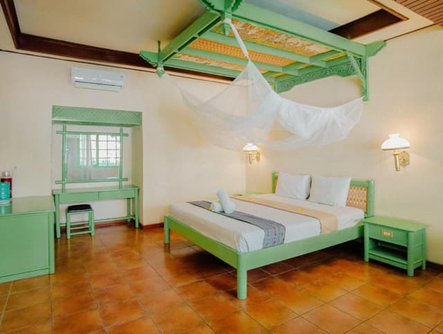Double or Twin Room with Pool View