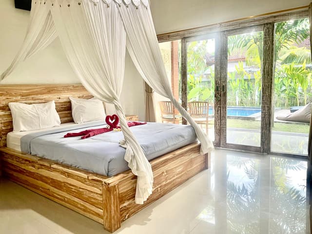 Double Room with Pool View