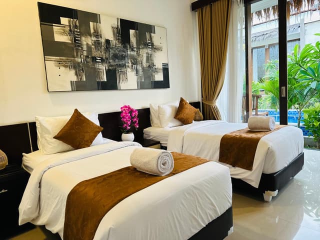 Standard Twin Room