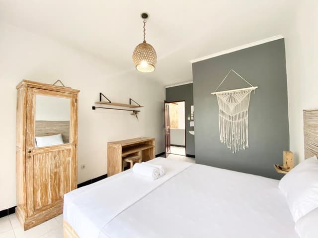 Double Room with Private Bathroom