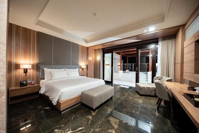 Presidential Suite