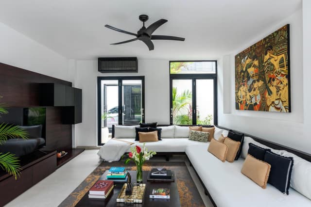 9BR Luxury Villa | 2 Pools, Gym & Chef on Request