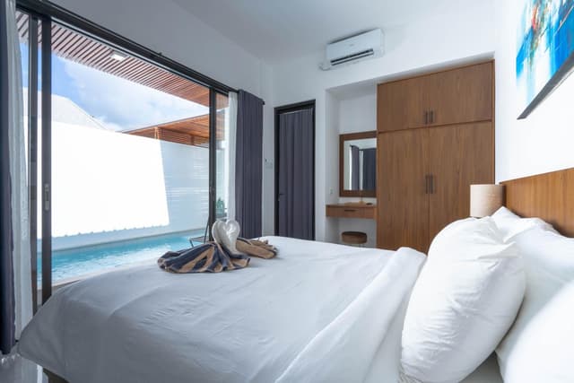 One-Bedroom Villa