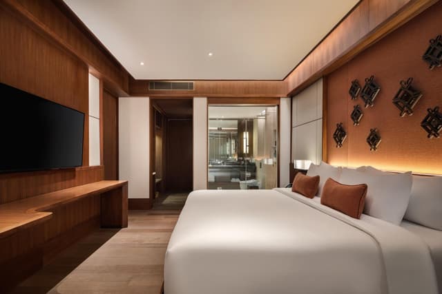 Deluxe Suite with Sea View