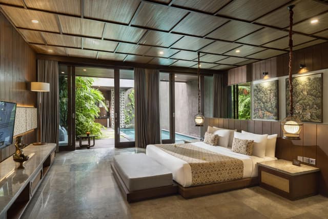One-Bedroom Villa with Private Pool and Free Flow Breakfast
