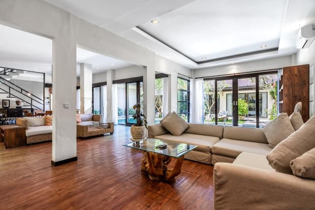 Deluxe Villa