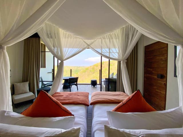 Deluxe Room Balcony with Valley View