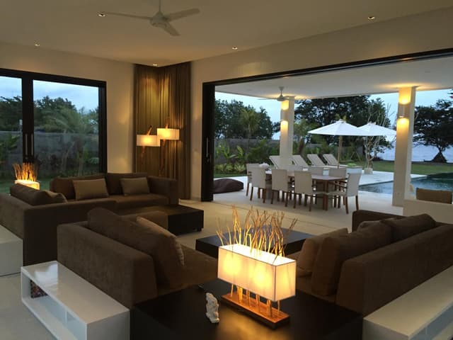 Villa - Beach Front