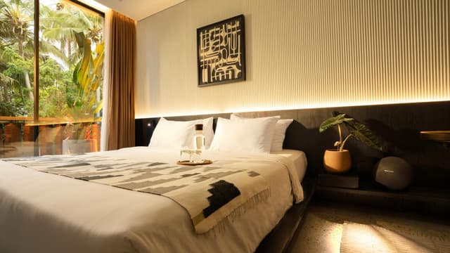 Titik Dua Room