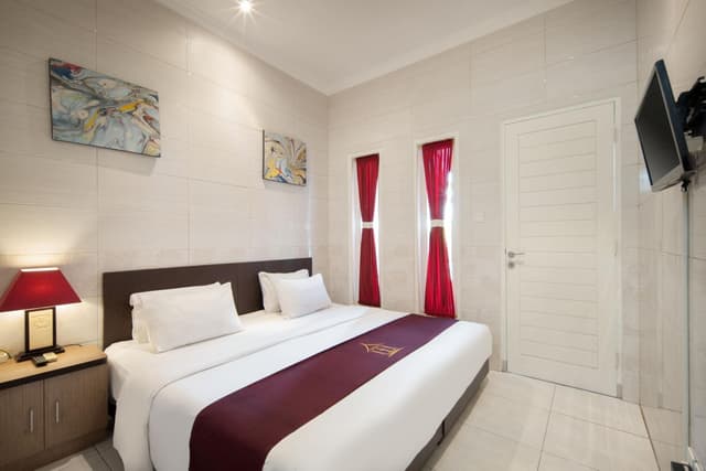 Standard Double or Twin Room with Terrace
