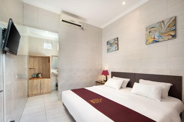 Superior Double or Twin Room with Terrace