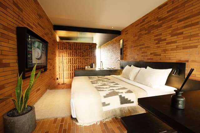 Signature Aksen  Double  Room with Balcony