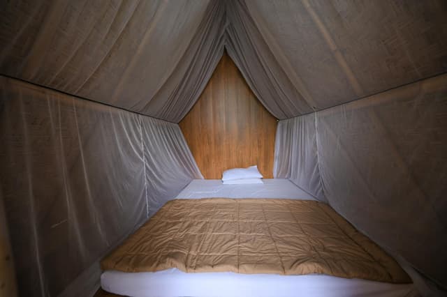 Standard Double Room with Shared Bathroom