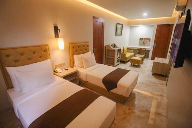 Deluxe Double or Twin Room with Spa Bath