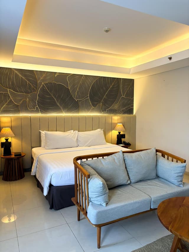 Flash Deal - Suite Room with Free Benefit