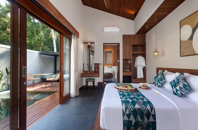 Deluxe Villa with Free Daily Afternoon Tea