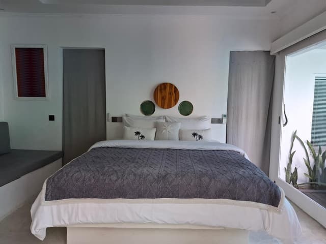 One-Bedroom Villa