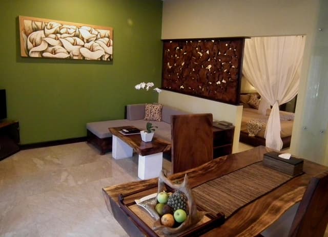 One Bedroom Suite