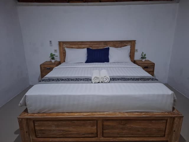 Large Double Room