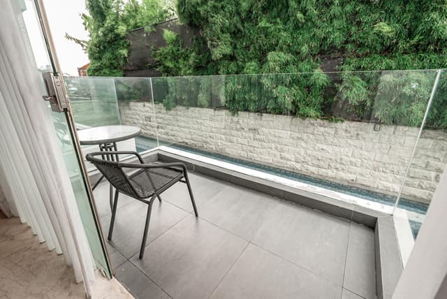 Flash Deal Offer - Deluxe Double or Twin Room