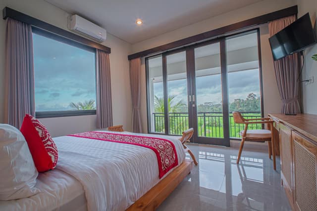 Three Bedroom Private Pool Villa with Rice Field View
