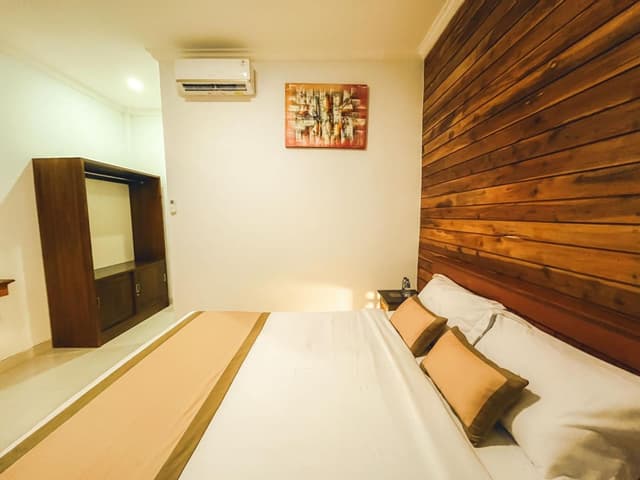 Standard Budget Double Room with Garden View
