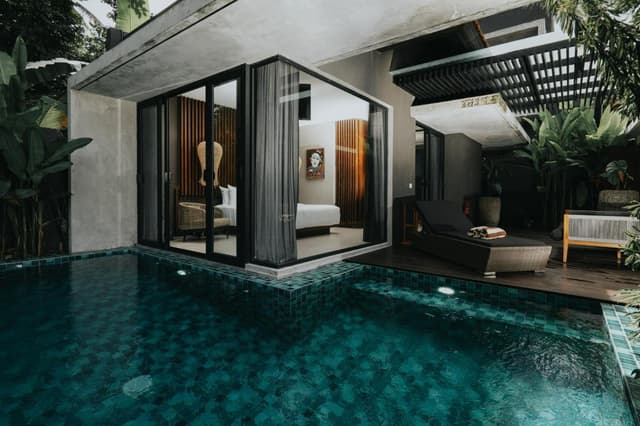 One-Bedroom Villa with Plunge Pool