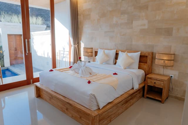 Double Room with Pool View