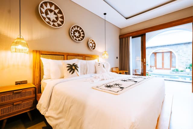 Deluxe Double Room with Balcony, Pool View