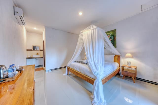Double Room with Private Bathroom