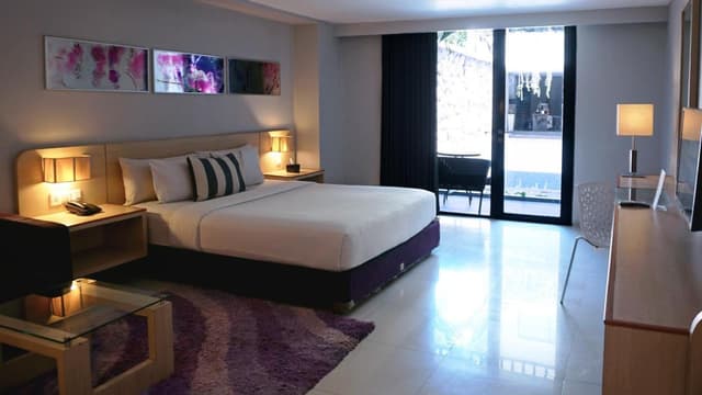 Premier Room