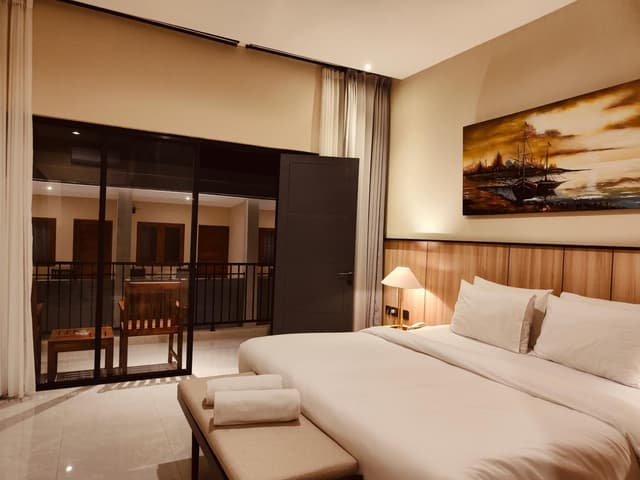 Deluxe Double or Twin Room