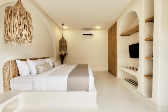 One-Bedroom Villa