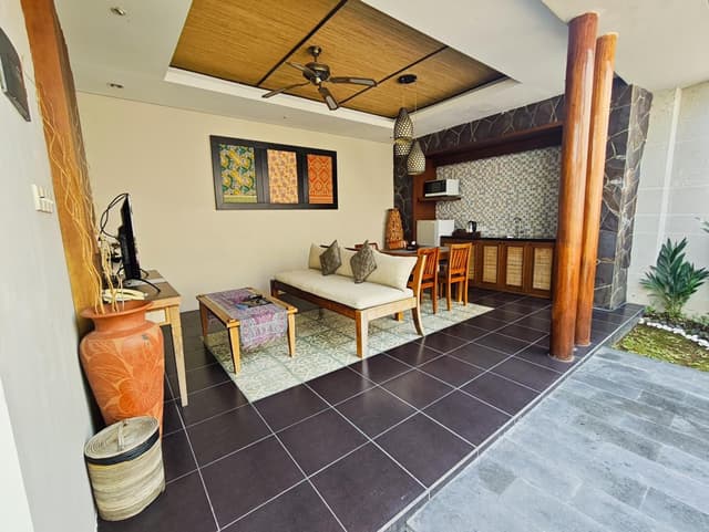 One-Bedroom Villa