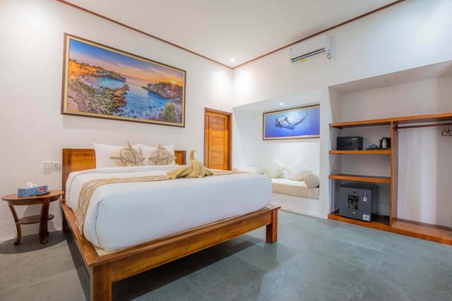 Villa with Sea View