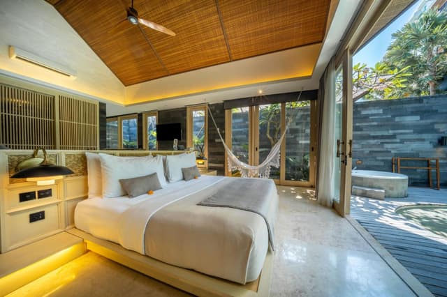 Smart One-Bedroom Private Pool Villa - Near Construction