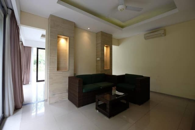 One-Bedroom Villa