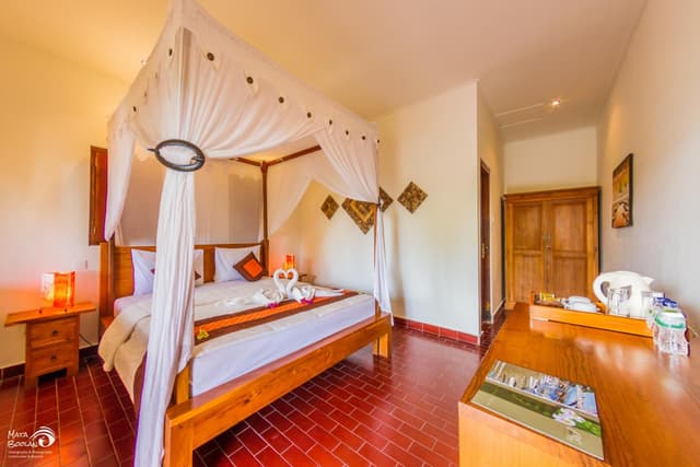 Deluxe Double Room with Pool View