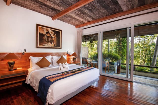 Forest View Room