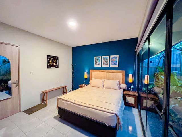 Double Room With Shared Bathroom