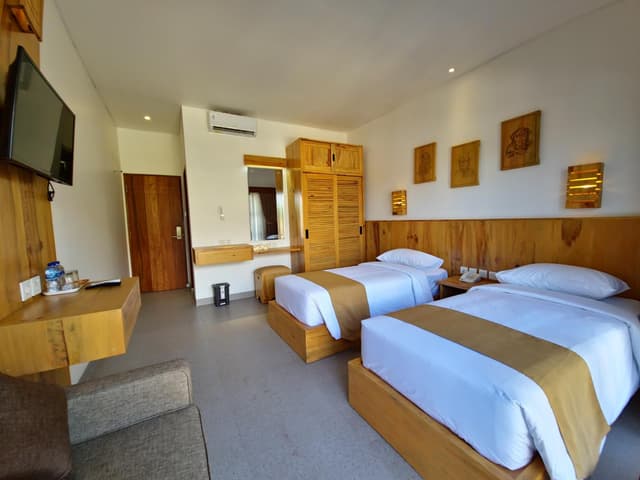 Standard Twin Room