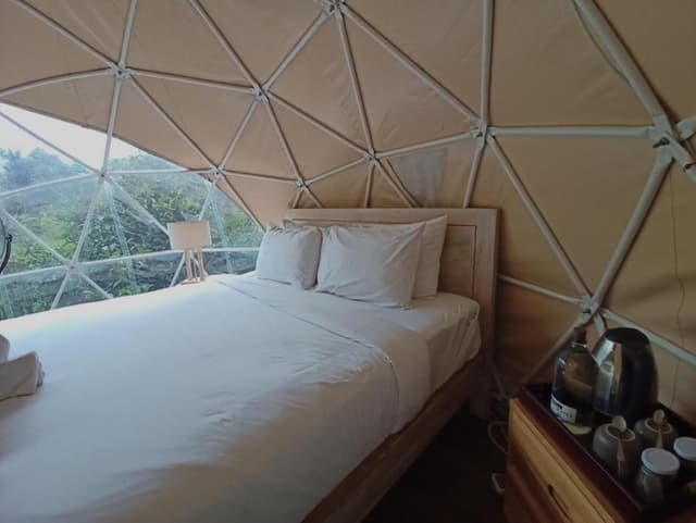 Dome Tent with Hammock 1