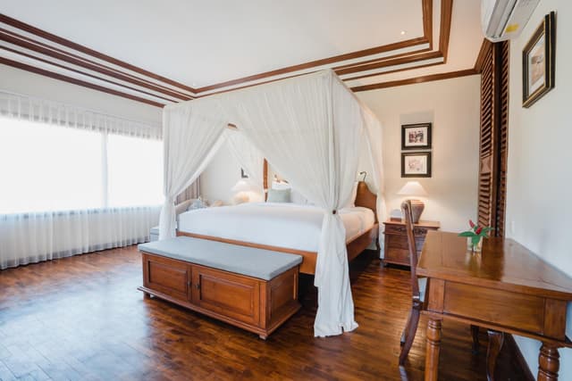 Premier Garden Suite
