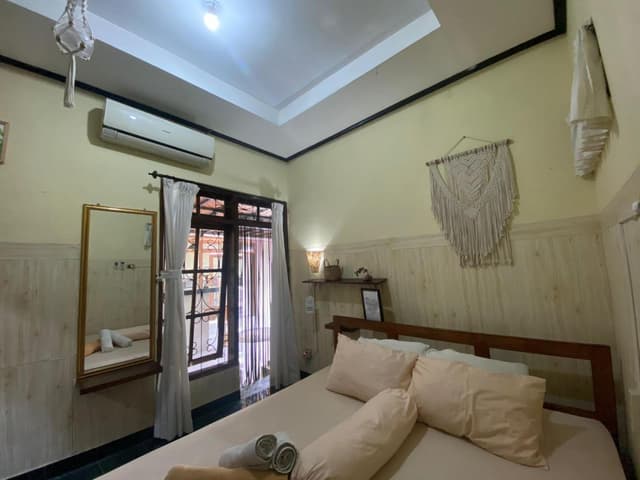 Double Room with Private Bathroom