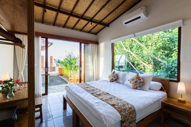 Deluxe Double or Twin Room with Sea View