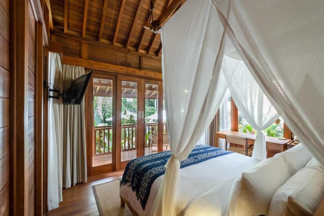 Suite - Wooden House with Bathtub and Free Shuttle to Ubud Central