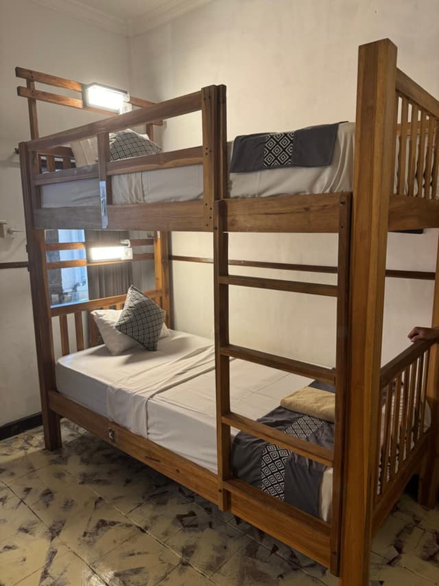 Bed in 4-Bed Mixed Dormitory Room