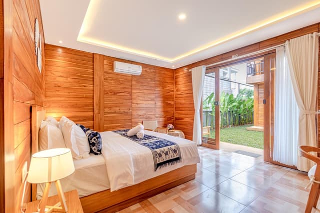 Flash Sale Deluxe King Room